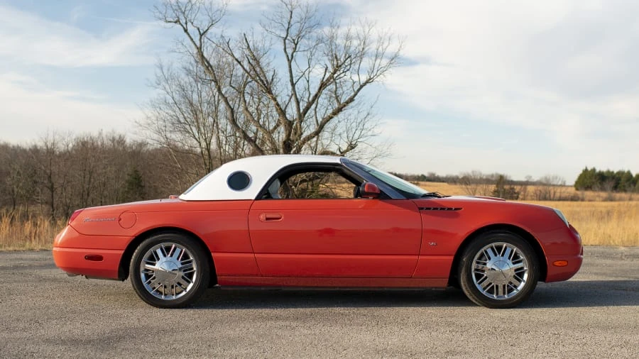 2003 Ford Thunderbird 11th Gen - Image 11 of 12