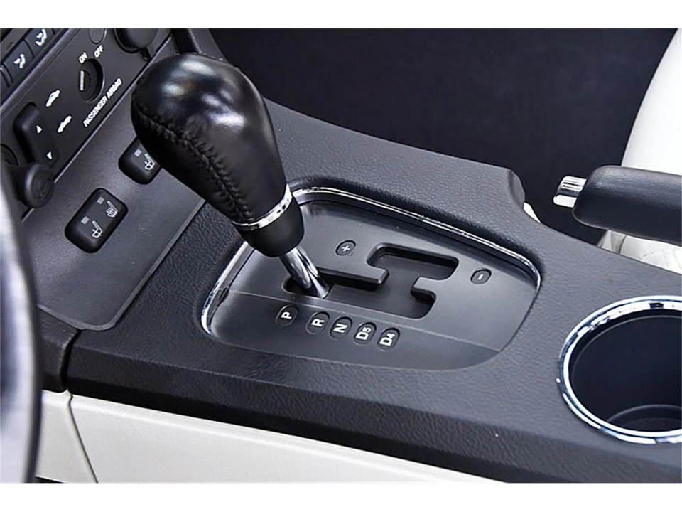 2003 Ford Thunderbird 11th Gen - Image 15 of 31