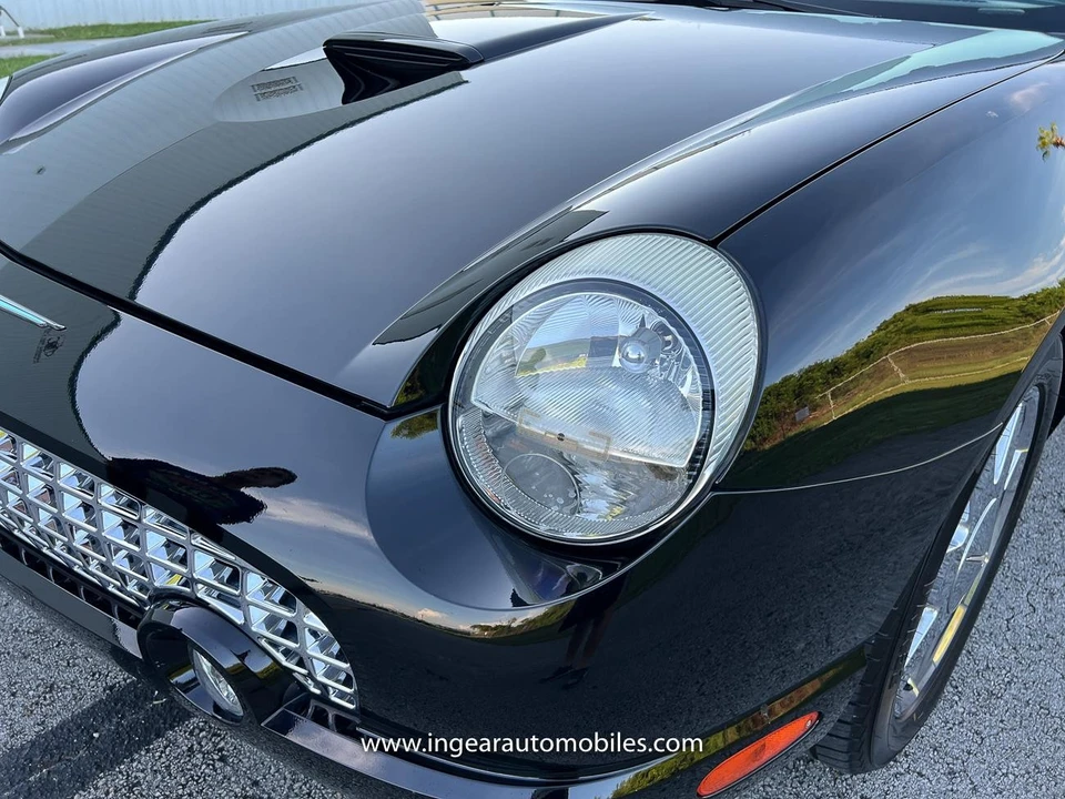 2003 Ford Thunderbird 11th Gen - Image 13 of 21