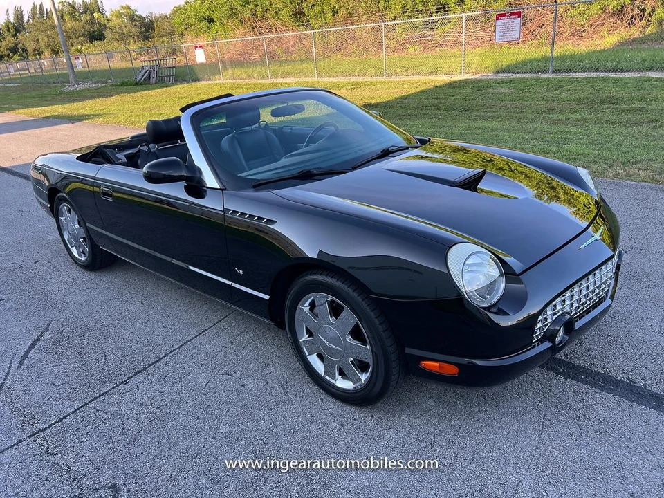 2003 Ford Thunderbird 11th Gen - Image 11 of 21