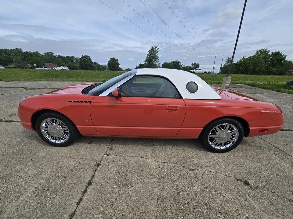 2003 Ford Thunderbird 11th Gen - Image 9 of 19