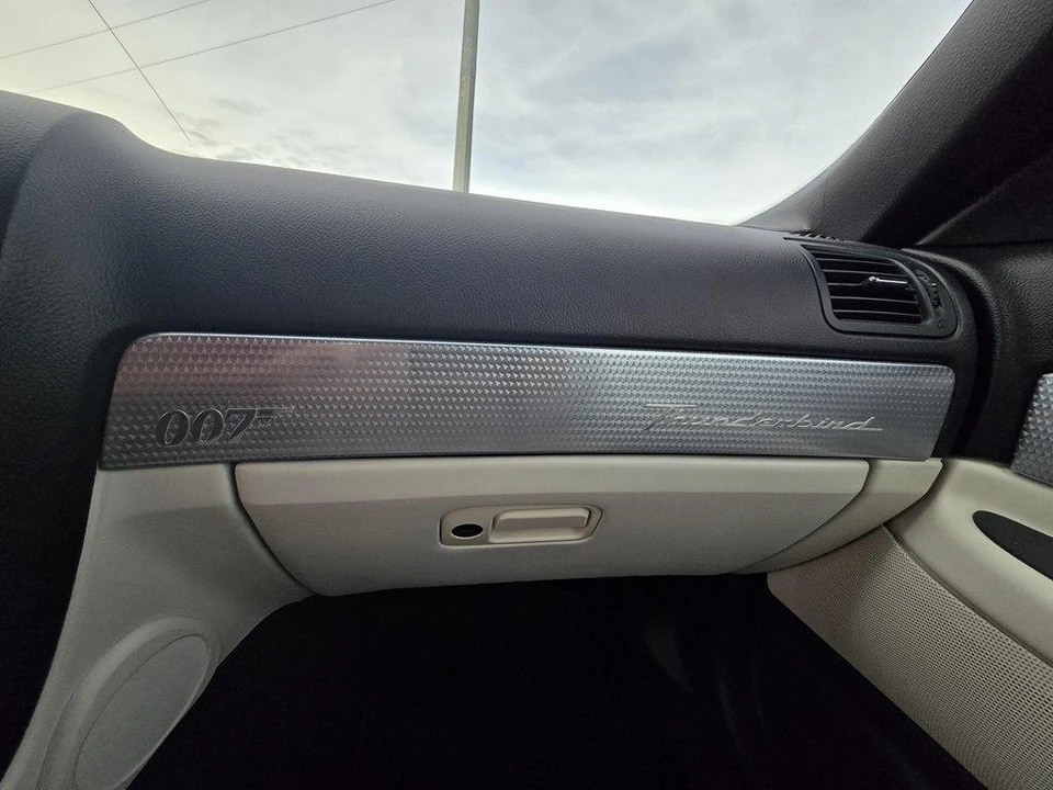 2003 Ford Thunderbird 11th Gen - Image 13 of 19