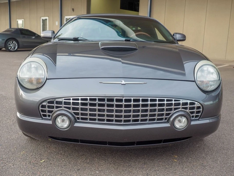 2003 Ford Thunderbird 11th Gen - Image 18 of 31