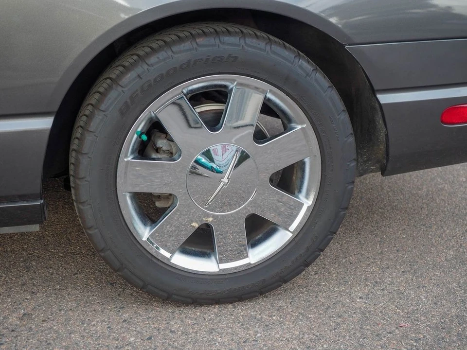 2003 Ford Thunderbird 11th Gen - Image 29 of 31