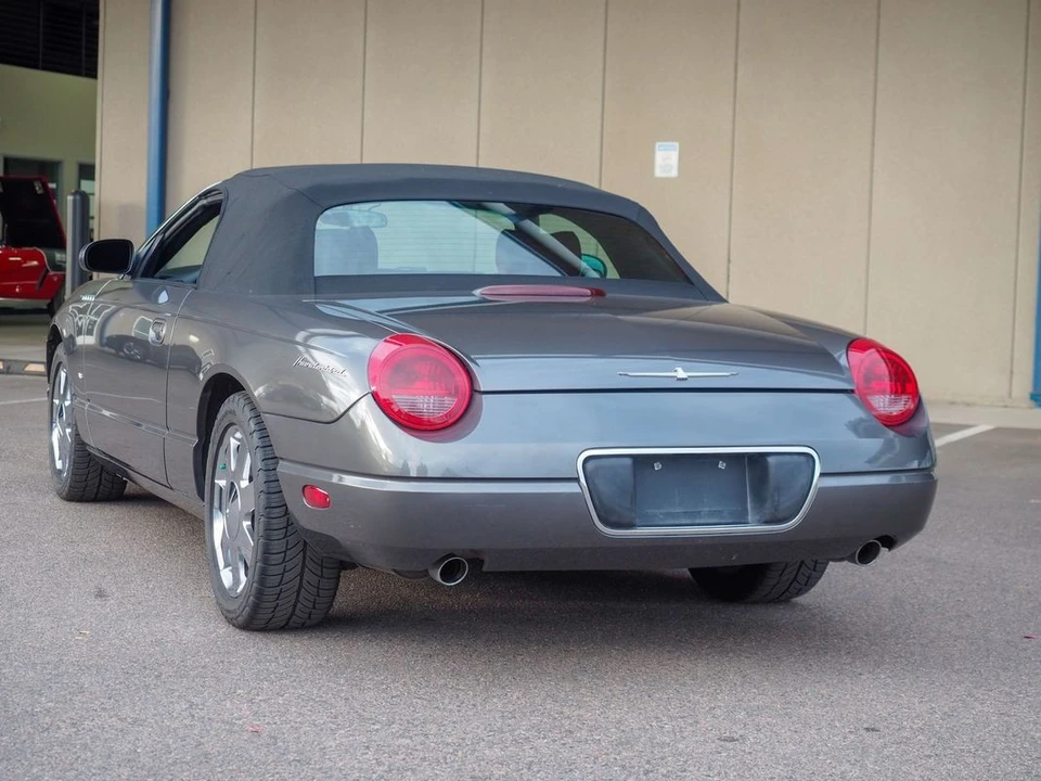 2003 Ford Thunderbird 11th Gen - Image 9 of 12