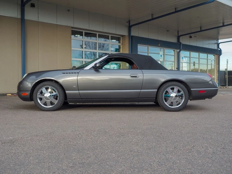 2003 Ford Thunderbird 11th Gen - Image 13 of 31