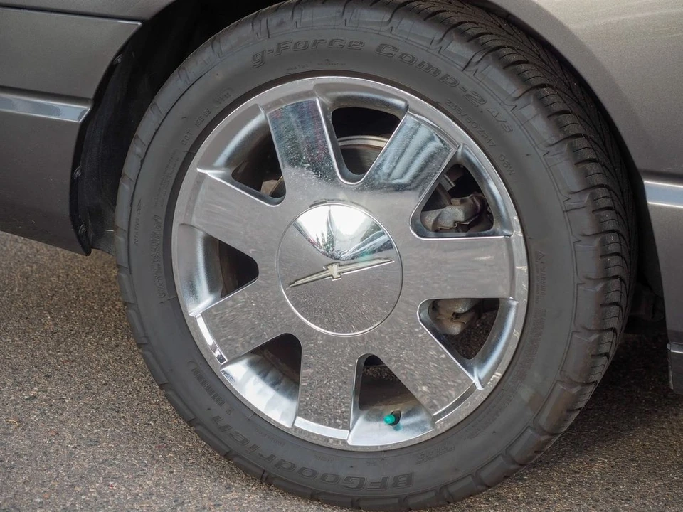 2003 Ford Thunderbird 11th Gen - Image 27 of 31