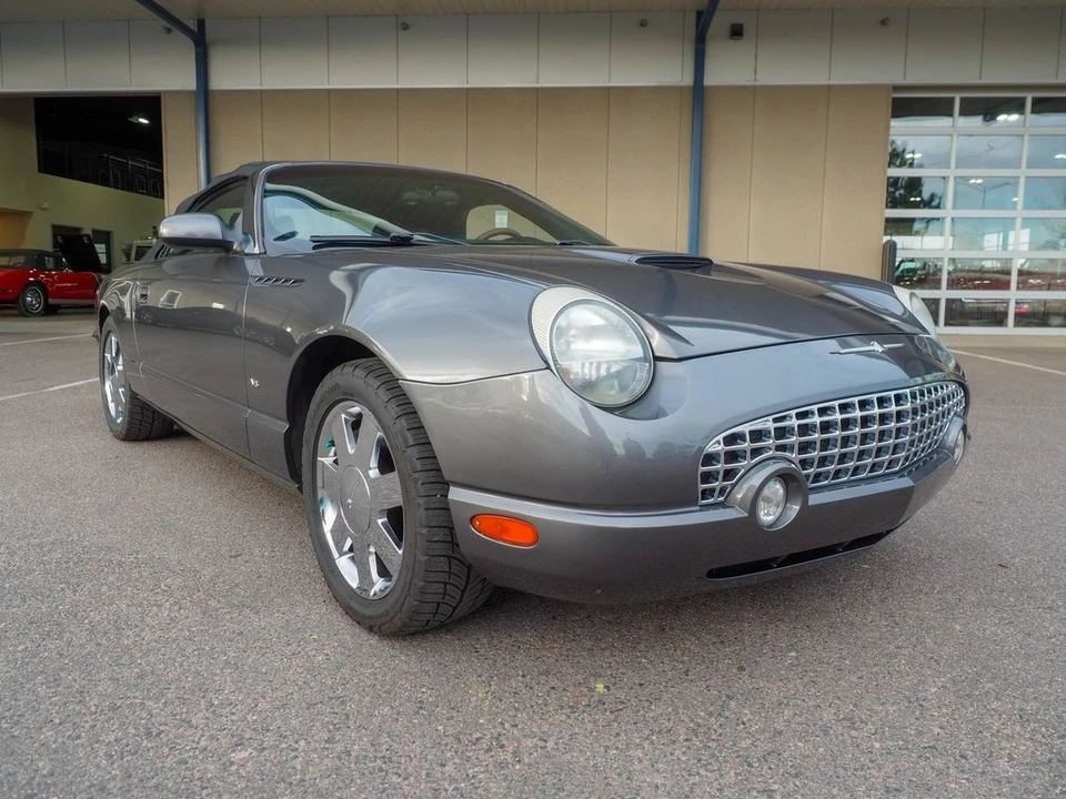 2003 Ford Thunderbird 11th Gen - Image 14 of 31
