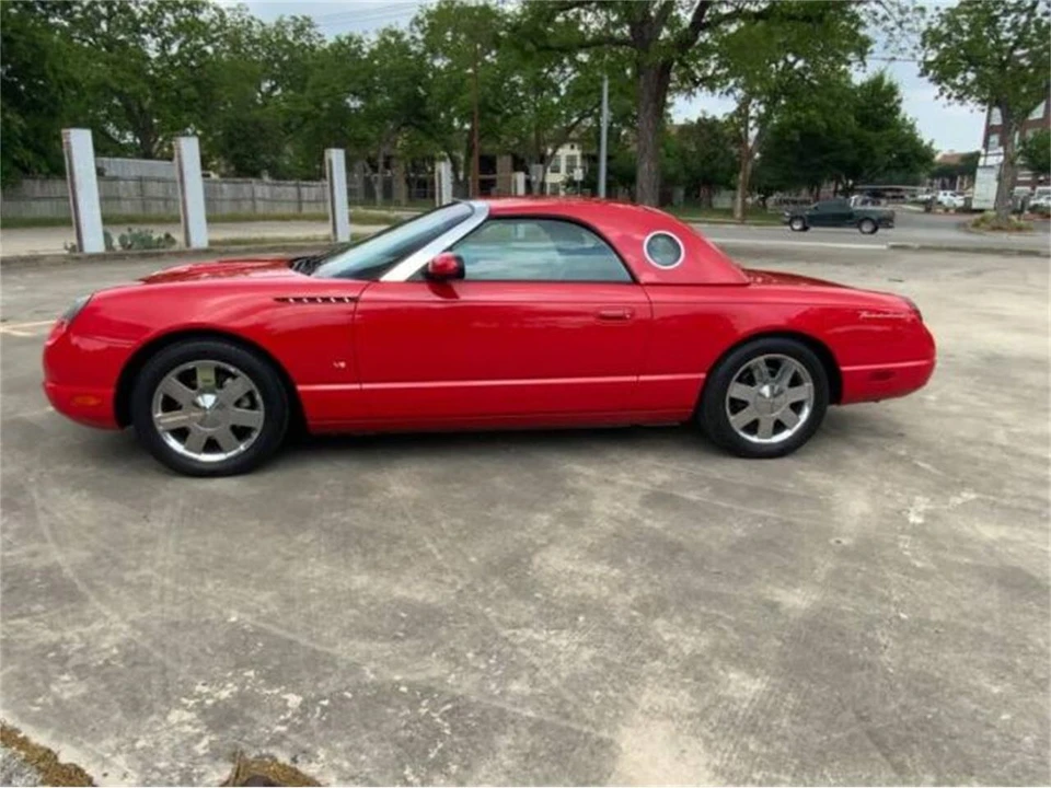 2003 Ford Thunderbird 11th Gen - Image 3 of 24