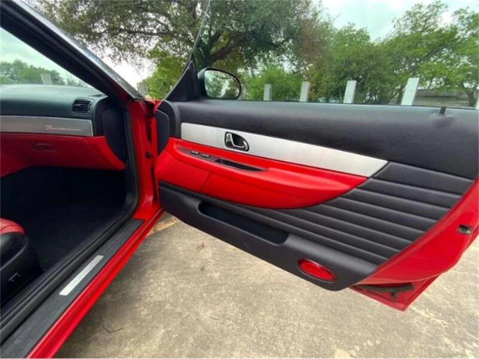 2003 Ford Thunderbird 11th Gen - Image 17 of 24