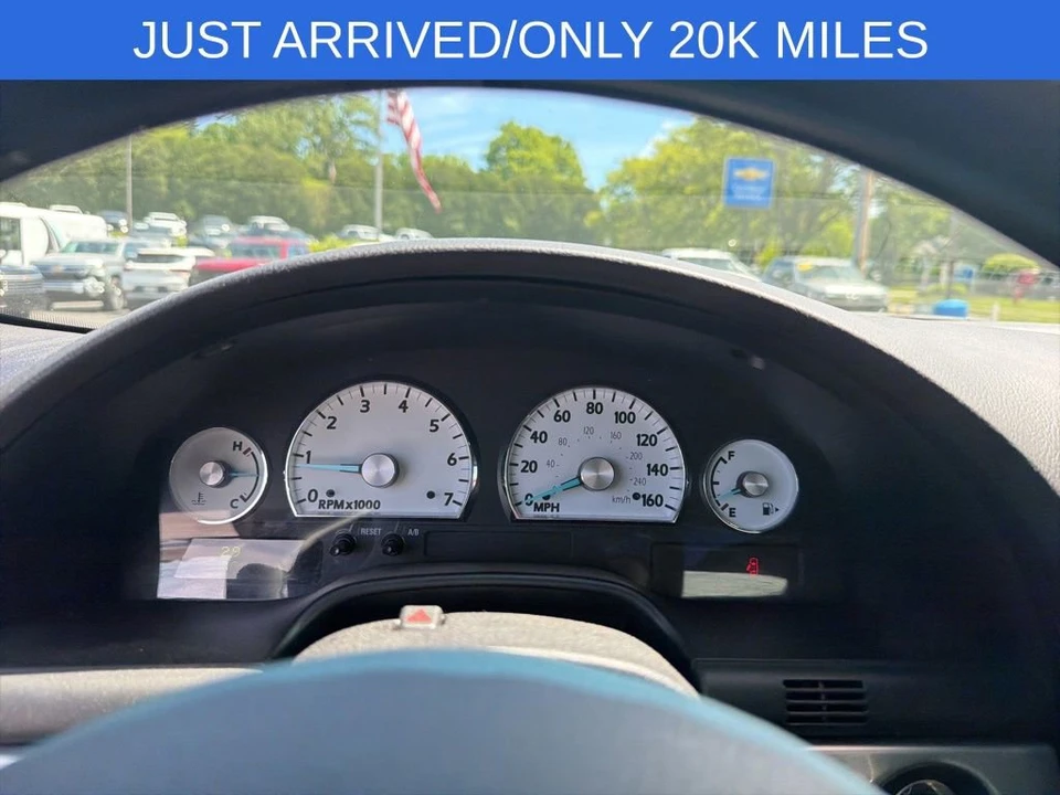 2003 Ford Thunderbird 11th Gen - Image 11 of 12