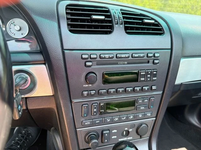2003 Ford Thunderbird 11th Gen - Image 18 of 19