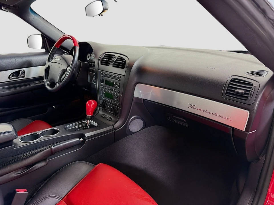 2003 Ford Thunderbird 11th Gen - Image 26 of 31
