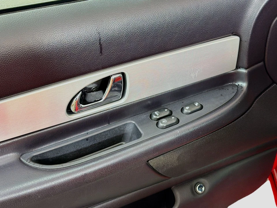 2003 Ford Thunderbird 11th Gen - Image 19 of 31