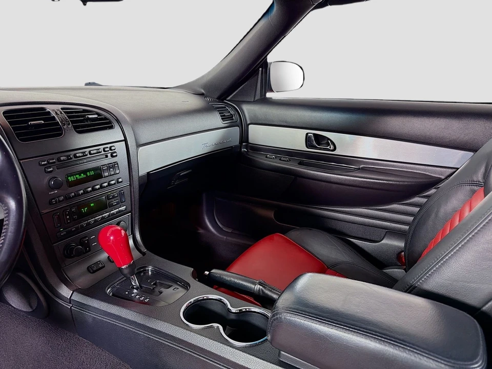 2003 Ford Thunderbird 11th Gen - Image 23 of 31