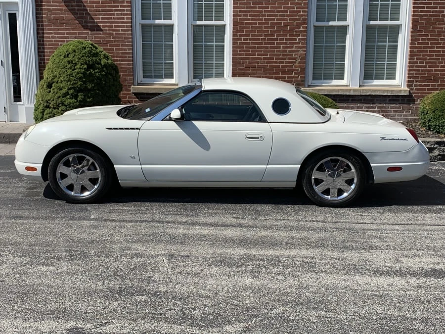 2003 Ford Thunderbird 11th Gen - Image 2 of 5