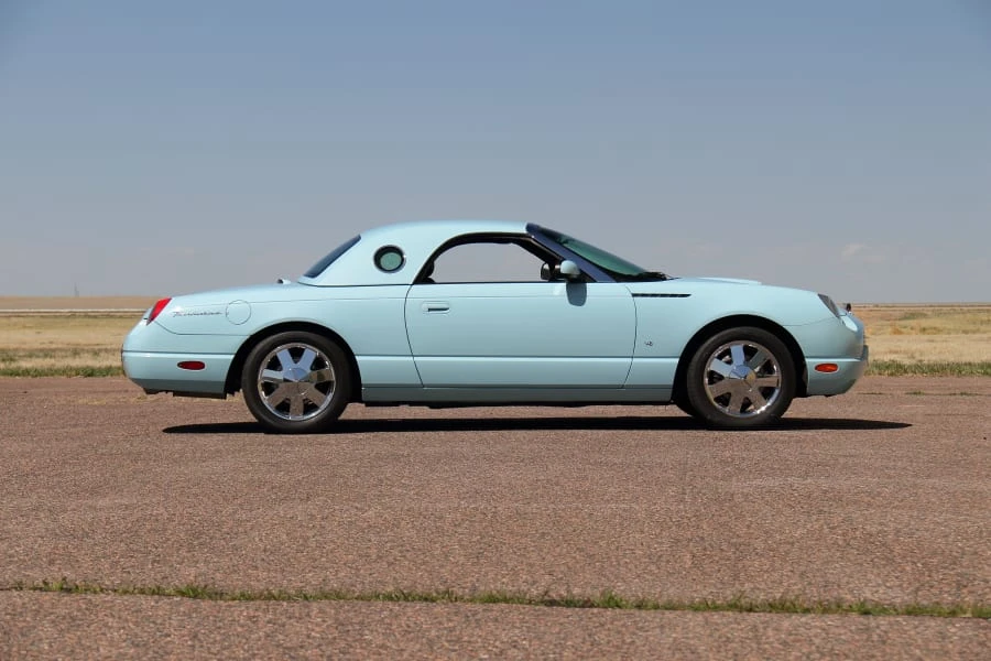 2003 Ford Thunderbird 11th Gen - Image 2 of 31