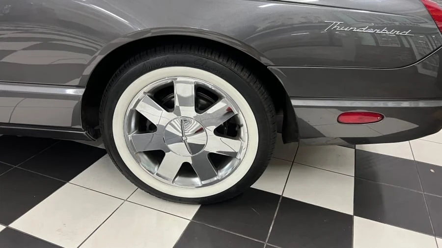 2003 Ford Thunderbird 11th Gen - Image 7 of 14