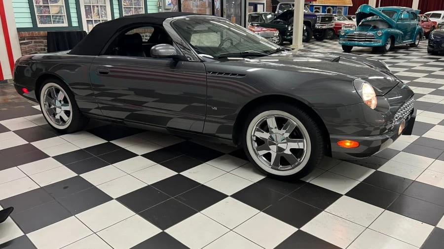 2003 Ford Thunderbird 11th Gen - Image 6 of 14