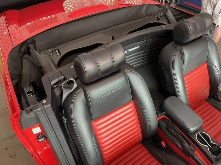 2003 Ford Thunderbird 11th Gen - Image 13 of 17