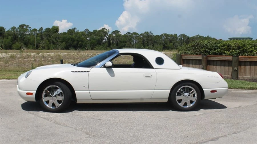 2003 Ford Thunderbird 11th Gen - Image 2 of 17