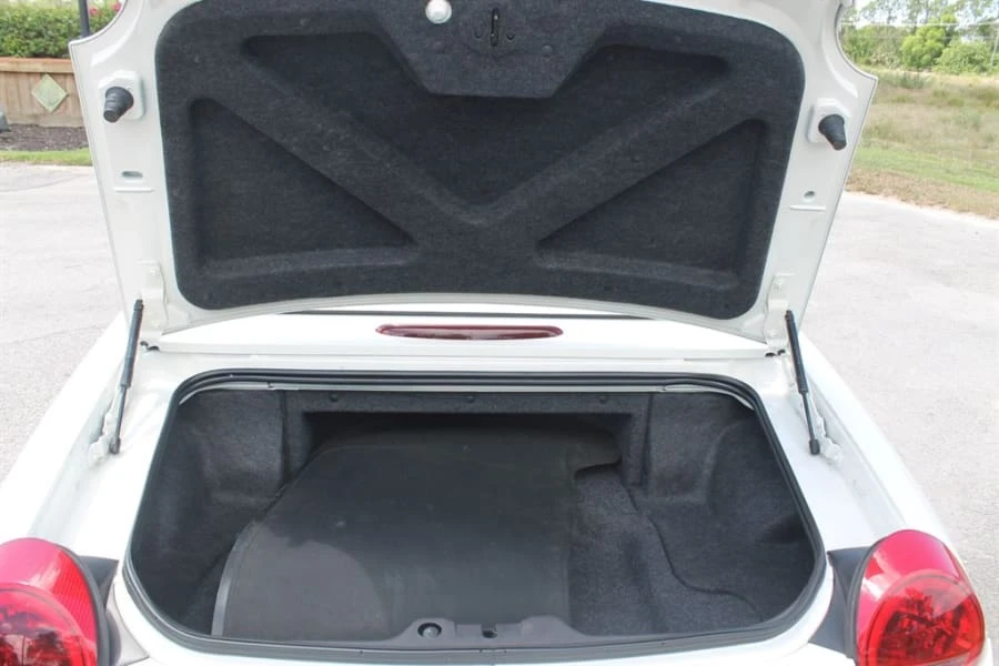 2003 Ford Thunderbird 11th Gen - Image 17 of 17