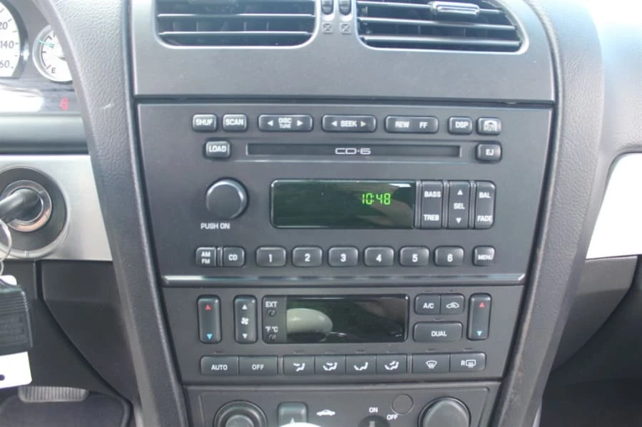 2003 Ford Thunderbird 11th Gen - Image 12 of 17