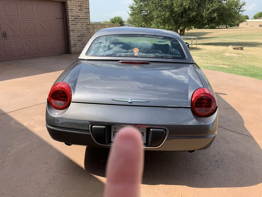 2003 Ford Thunderbird 11th Gen - Image 9 of 11