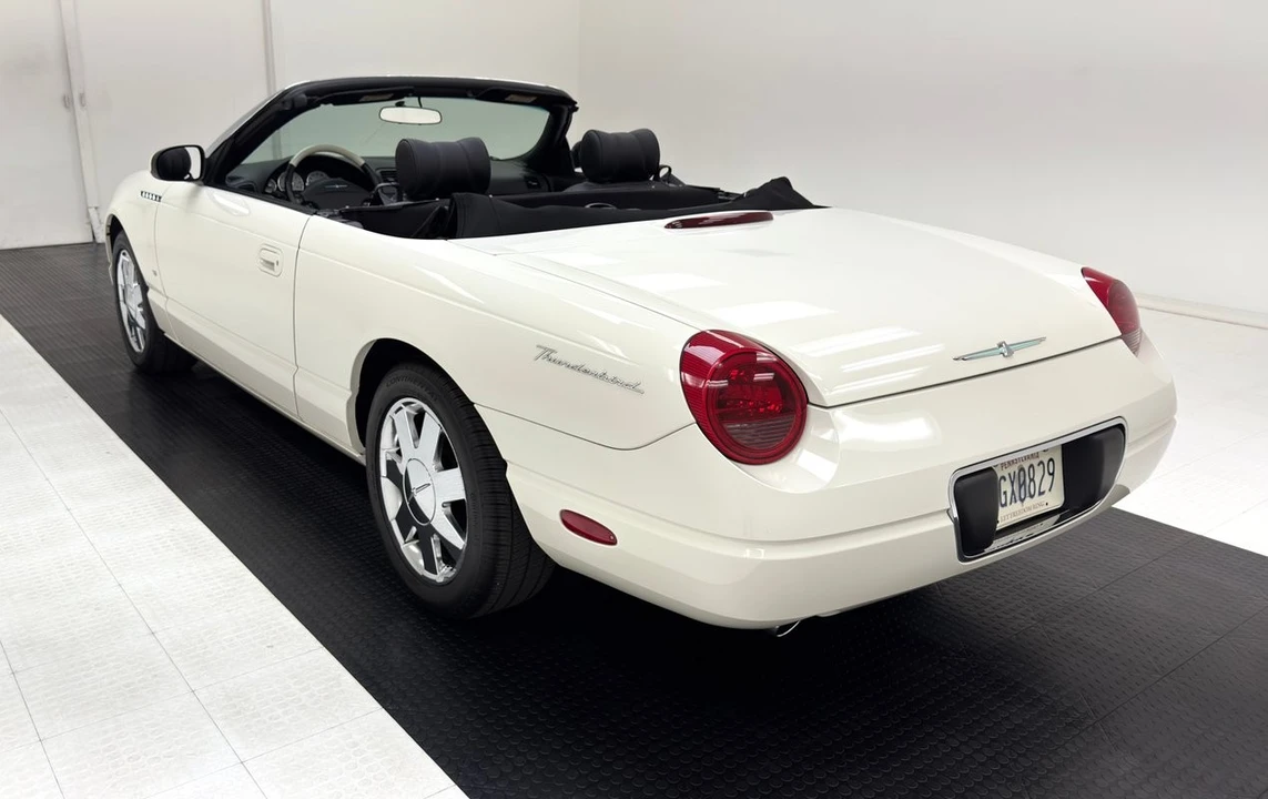 2003 Ford Thunderbird 11th Gen - Image 6 of 31