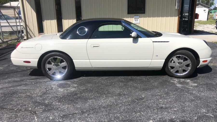 2003 Ford Thunderbird 11th Gen - Image 2 of 7
