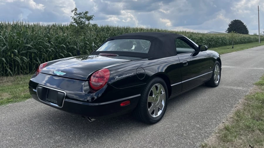 2003 Ford Thunderbird 11th Gen - Image 15 of 31