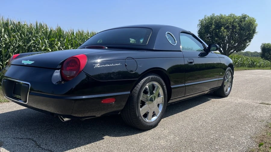 2003 Ford Thunderbird 11th Gen - Image 10 of 31