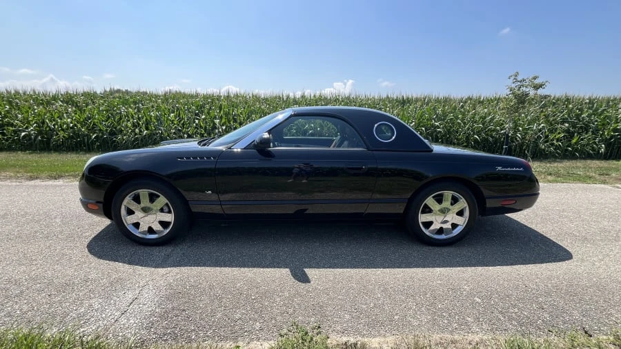 2003 Ford Thunderbird 11th Gen - Image 17 of 31