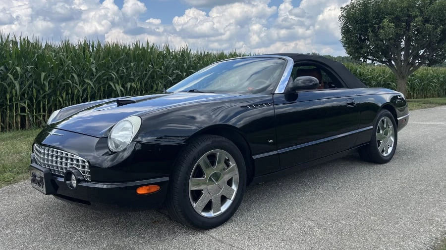 2003 Ford Thunderbird 11th Gen - Image 16 of 31