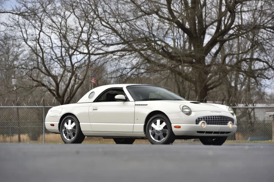 2003 Ford Thunderbird 11th Gen - Image 18 of 31