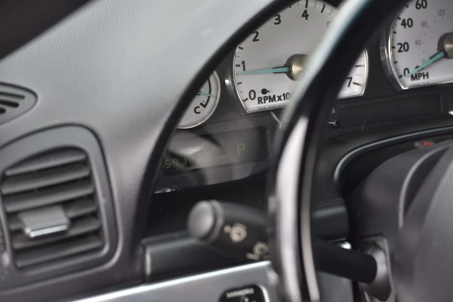 2003 Ford Thunderbird 11th Gen - Image 28 of 31