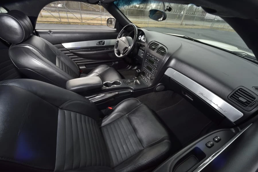 2003 Ford Thunderbird 11th Gen - Image 24 of 31