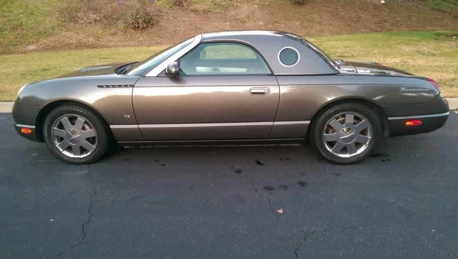 2003 Ford Thunderbird 11th Gen - Image 2 of 12