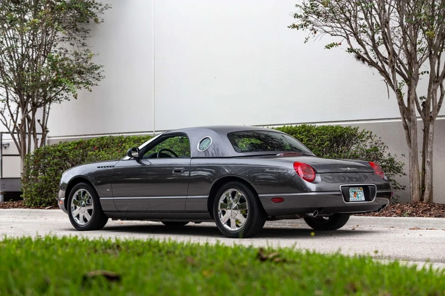 2003 Ford Thunderbird 11th Gen - Image 2 of 12