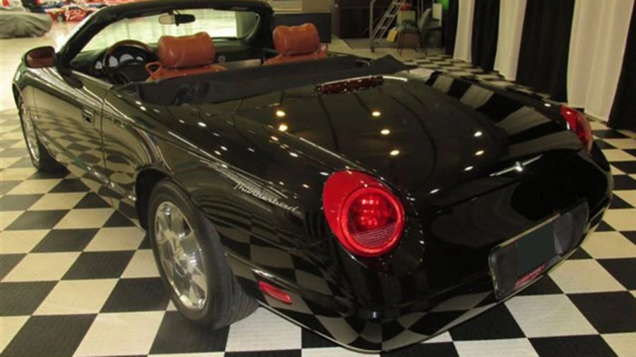 2003 Ford Thunderbird 11th Gen - Image 2 of 10