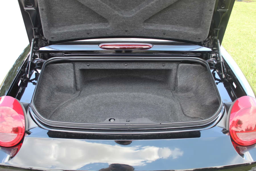 2003 Ford Thunderbird 11th Gen - Image 20 of 20