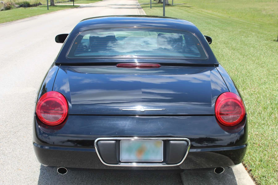 2003 Ford Thunderbird 11th Gen - Image 6 of 20