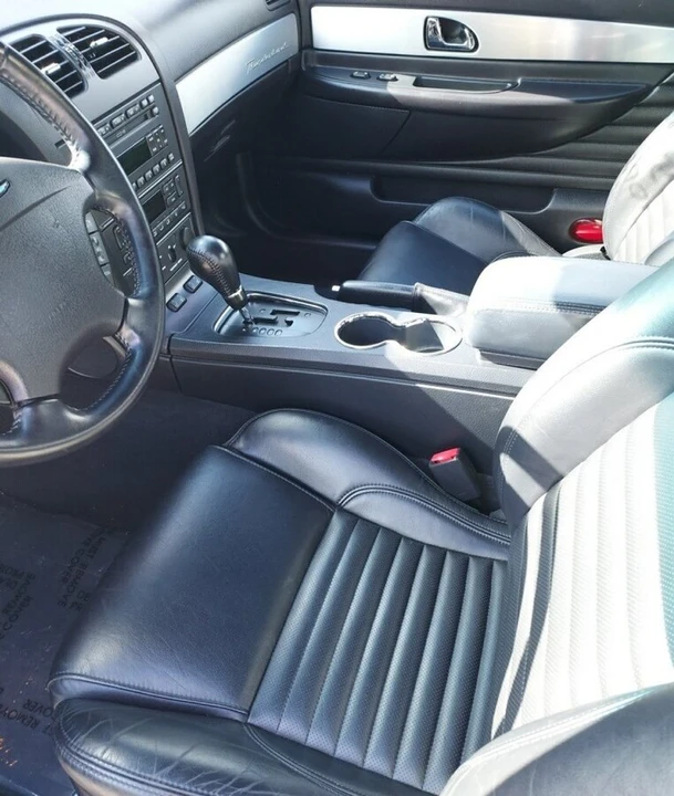 2003 Ford Thunderbird 11th Gen - Image 29 of 31