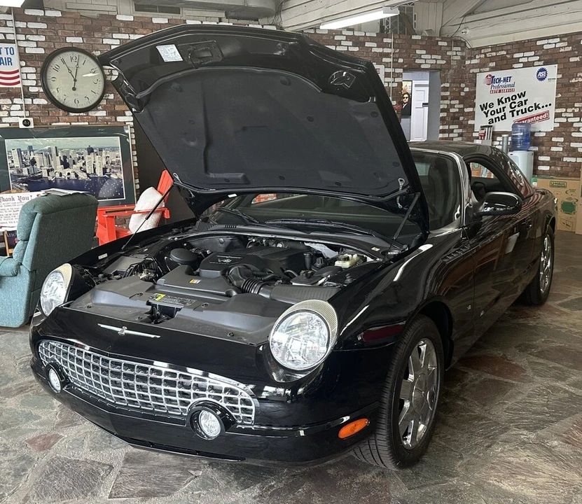 2003 Ford Thunderbird 11th Gen - Image 5 of 31