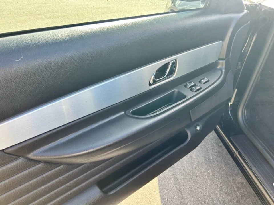 2003 Ford Thunderbird 11th Gen - Image 18 of 31