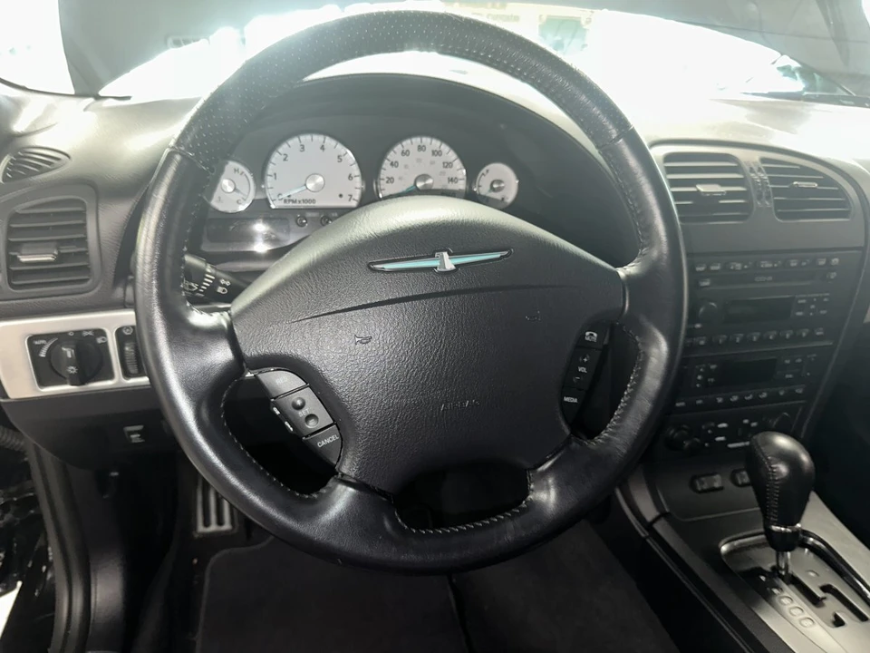 2003 Ford Thunderbird 11th Gen - Image 24 of 31