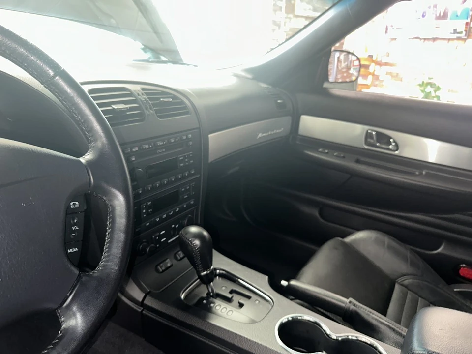 2003 Ford Thunderbird 11th Gen - Image 26 of 31