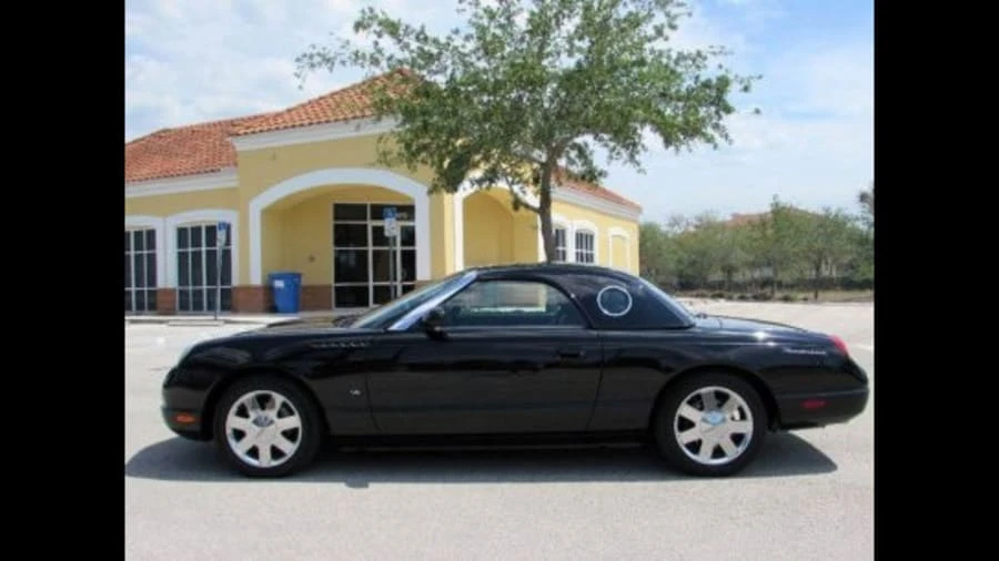 2003 Ford Thunderbird 11th Gen - Image 2 of 8