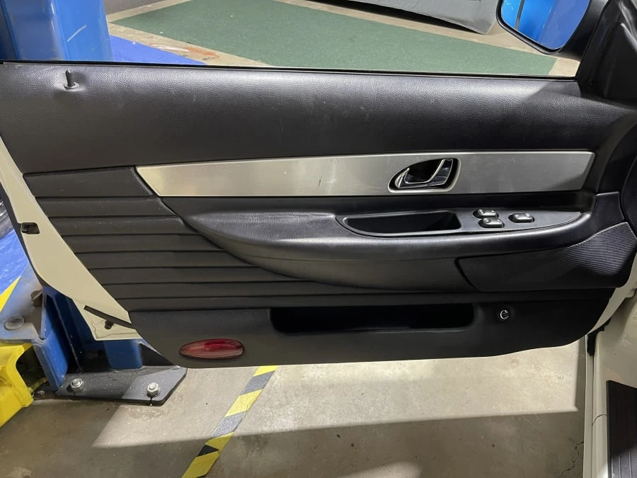 2003 Ford Thunderbird 11th Gen - Image 15 of 23