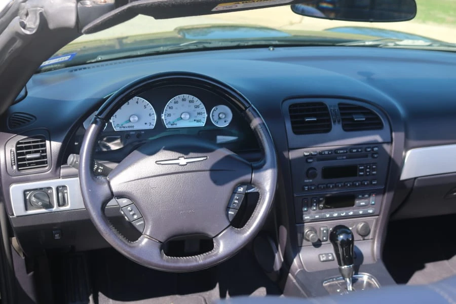 2003 Ford Thunderbird 11th Gen - Image 5 of 8